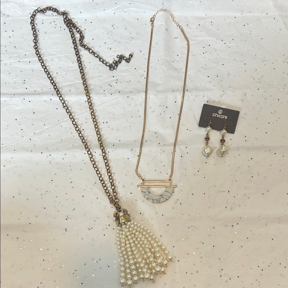 Chico's Pearl Tassel Necklace with Gold-Tone Chain - Cream & Gold